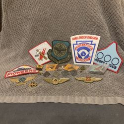 Buttons, Badges, & Pins 