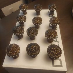 Cabinet/ Furniture Pulls( Knobs)