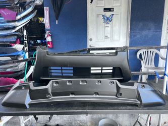 Nissan frontier 2022-2024 front bumper Oem