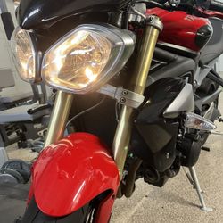 2015 Triumph Street Triple