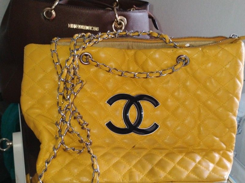Rare!! Vintage Yellow Chanel Purse
