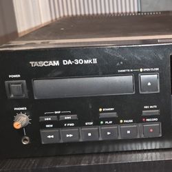 Tascam DA 30 Mk