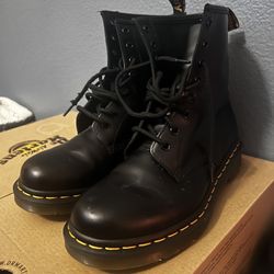 Doc Martens Boots (Dr. Martens)