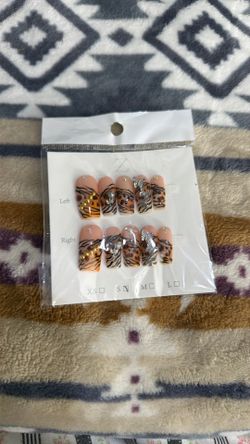 Press on nails handmade