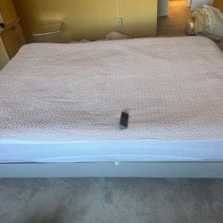 Sleep Number C2 Queen Smart Bed – Includes Adjustable Base & Remote
