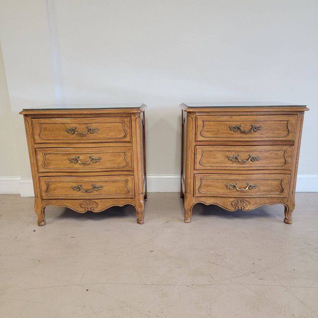 Free Local Delivery! PRICE IN DESCRIPTION! Davis French Provincial Bedroom Set