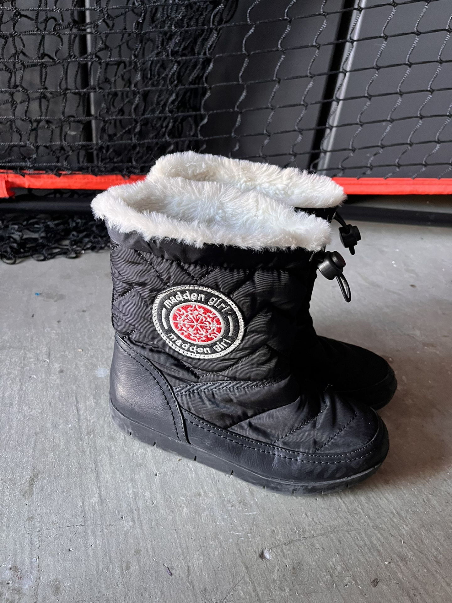 Woman’s Snow Boots