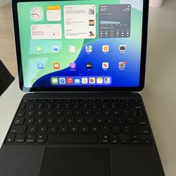 Apple 11-inch iPad Air Wi-Fi & Magic Keyboard