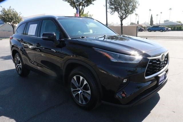 2021 Toyota Highlander for Sale in Hemet, CA - OfferUp