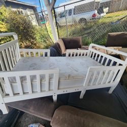 Toddler Bed 