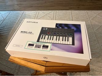 Arturia MiniLab MkII — 25-Key MIDI Controller