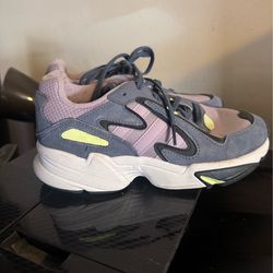 Adidas sneakers size 4 $20