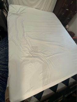 FREE FREE ‼️‼️MUST BE GONE BY TONIGHT OR WILL DISCARD/DONATE Memory Foam Mattress + METAL BED FRAME