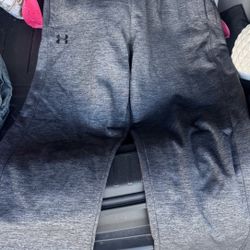  Under Armour ColdGear Fleece Sweatpants – Gray – Size Large – Athletic Joggers