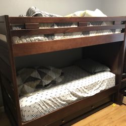Bunk Bed With Trundle