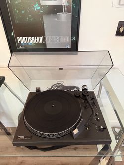 Technics SL-2000 Direct Drive Turntable