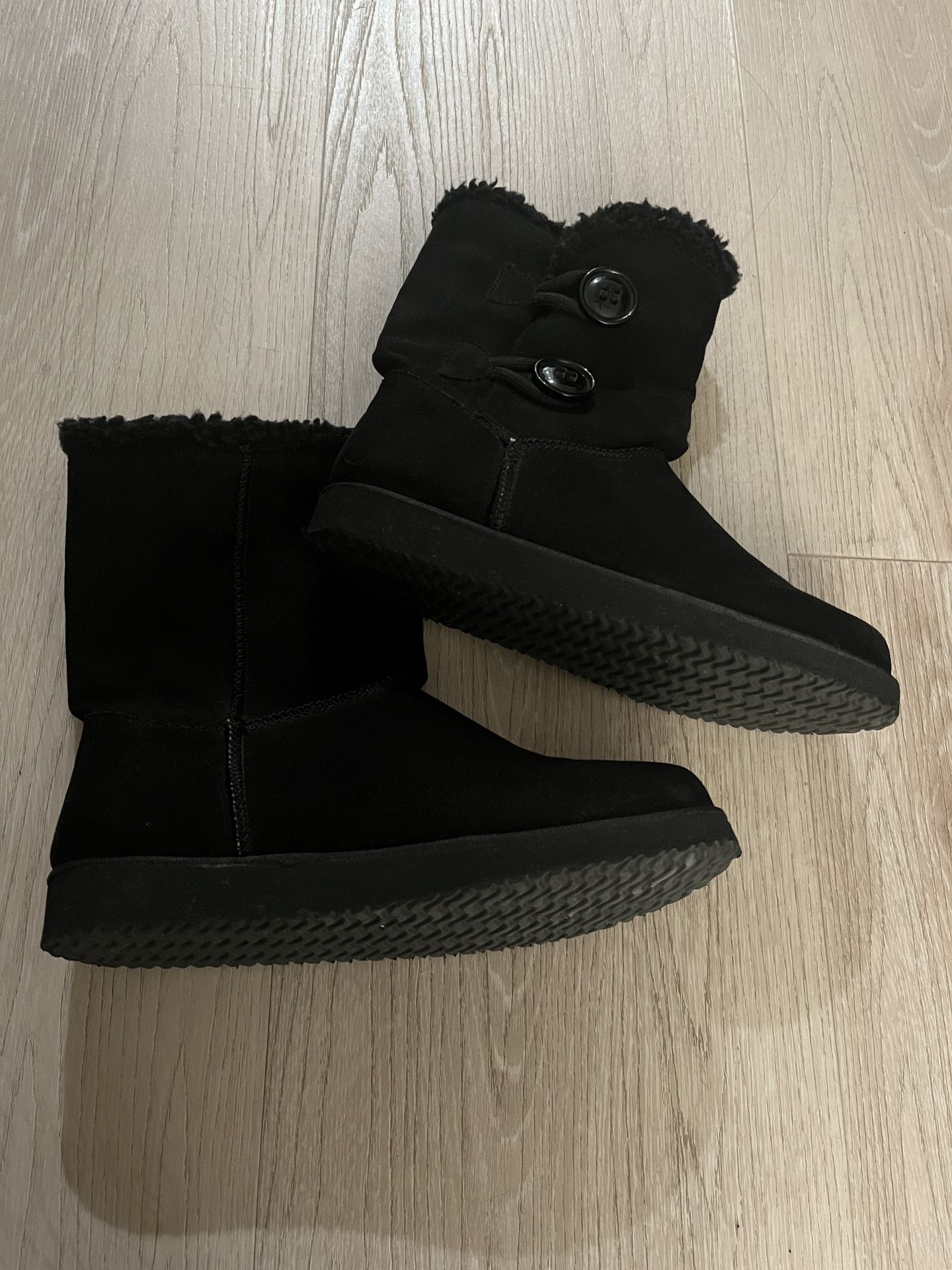 Black Boots