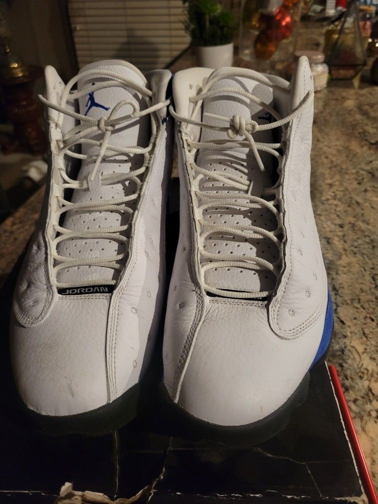 Nike Air Jordan 13 Retro "White & Hyper Royal
