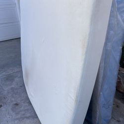 Full Size Memory foam Mattress And Box spring