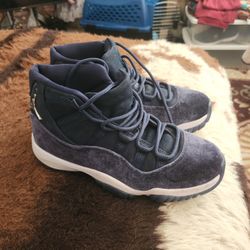 jordans 11 womens size 8.5