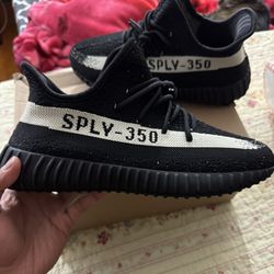 Yeezy 350 Oreo 