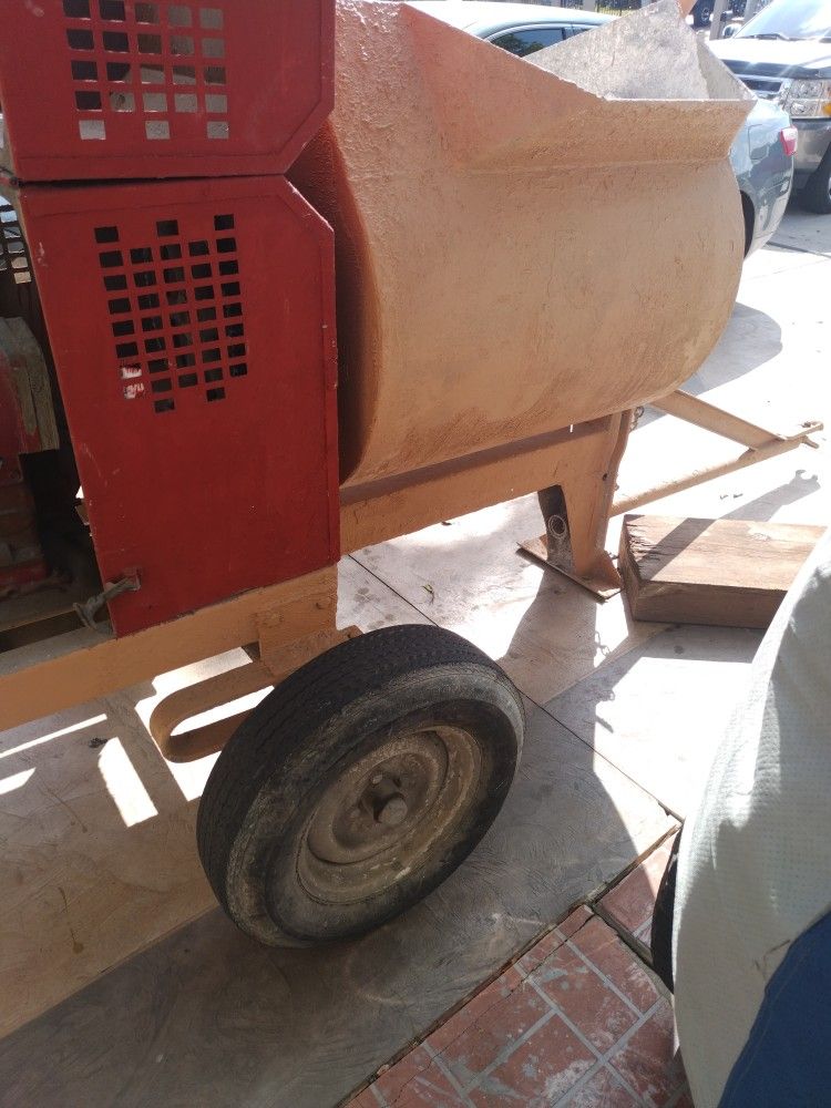 Stucco Mixer for Sale in Riverside, CA - OfferUp
