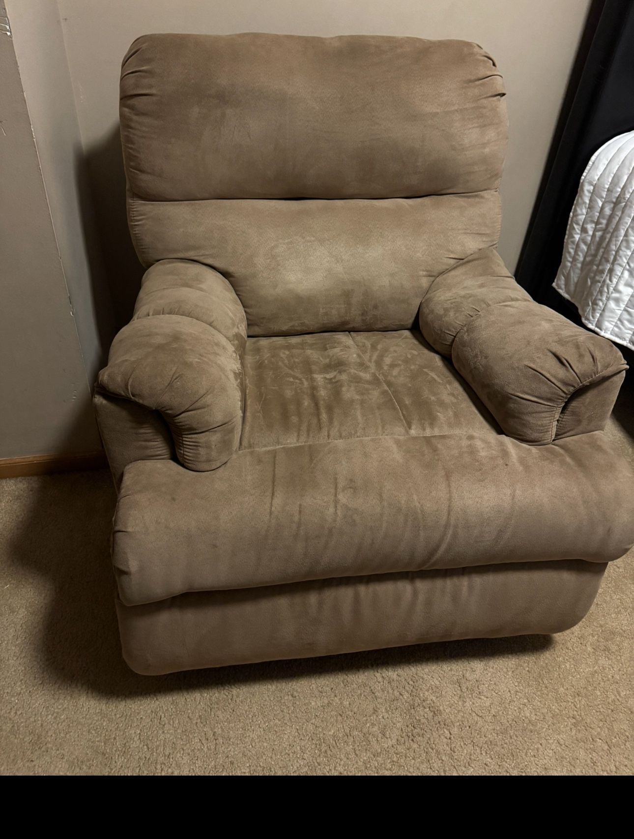 Recliners 100