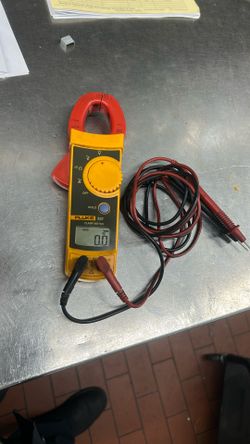 Fluke Clamp Meter