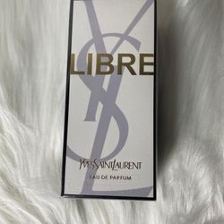 Yves Saint Laurent Eau De Parfum Vaporisateur Spray 