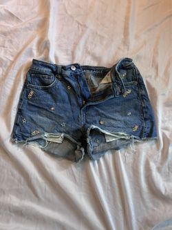 American Eagle High Rise Floral Embroidered Distressed Denim Mom Shorts