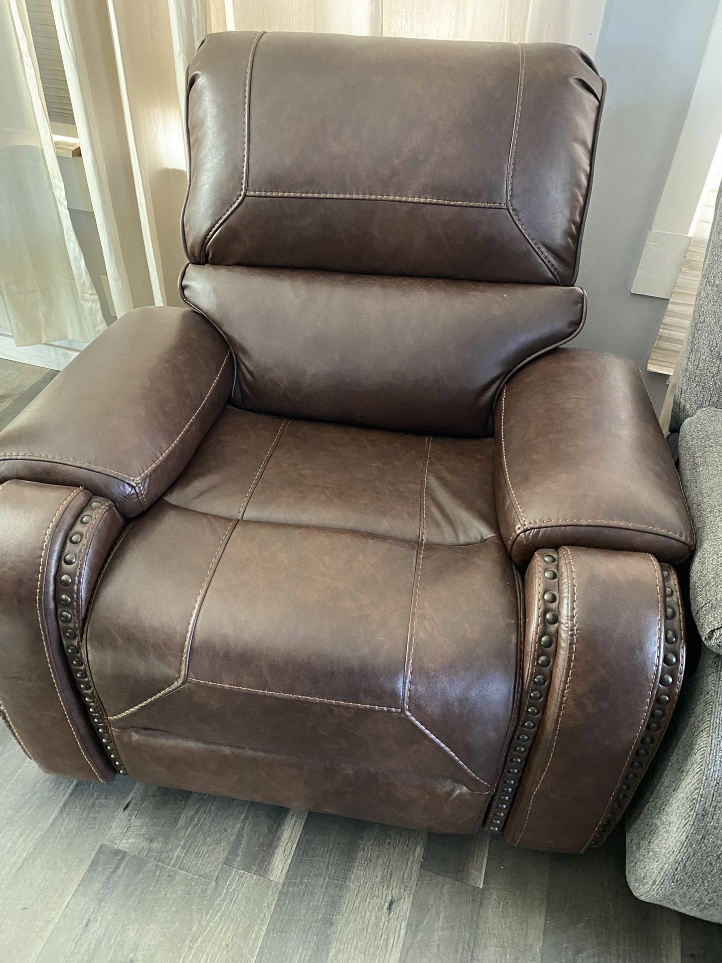 Sofa Recliner In Good Condition.