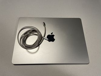 MacBook Air m3 13 inch 2024 8gb/256gb - Good Condition