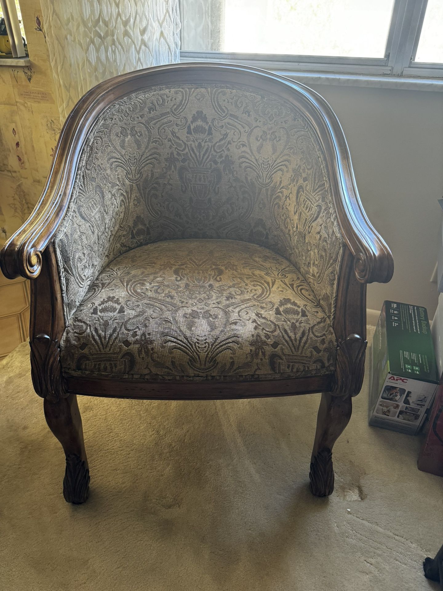 Accent Chair Heavy Vintage $100