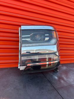 2016-2018 CHEVY SILVERADO 1500 Left LH (Headlight) Chrome Bezel LED Opt T4L LED Oem