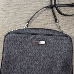 Michael Kors Black Small Jet Set Crossbody Bag 
