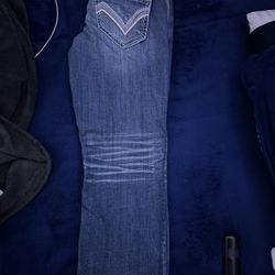Buckle Jeans