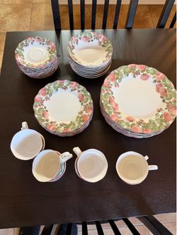 Nikko tableware - Japanese Dinnerware Set