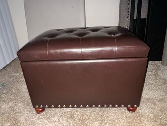 Brown Leather Storage Ottoman with Tufted Lid