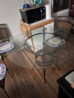 Round Glass Top Dining Table with Chairs