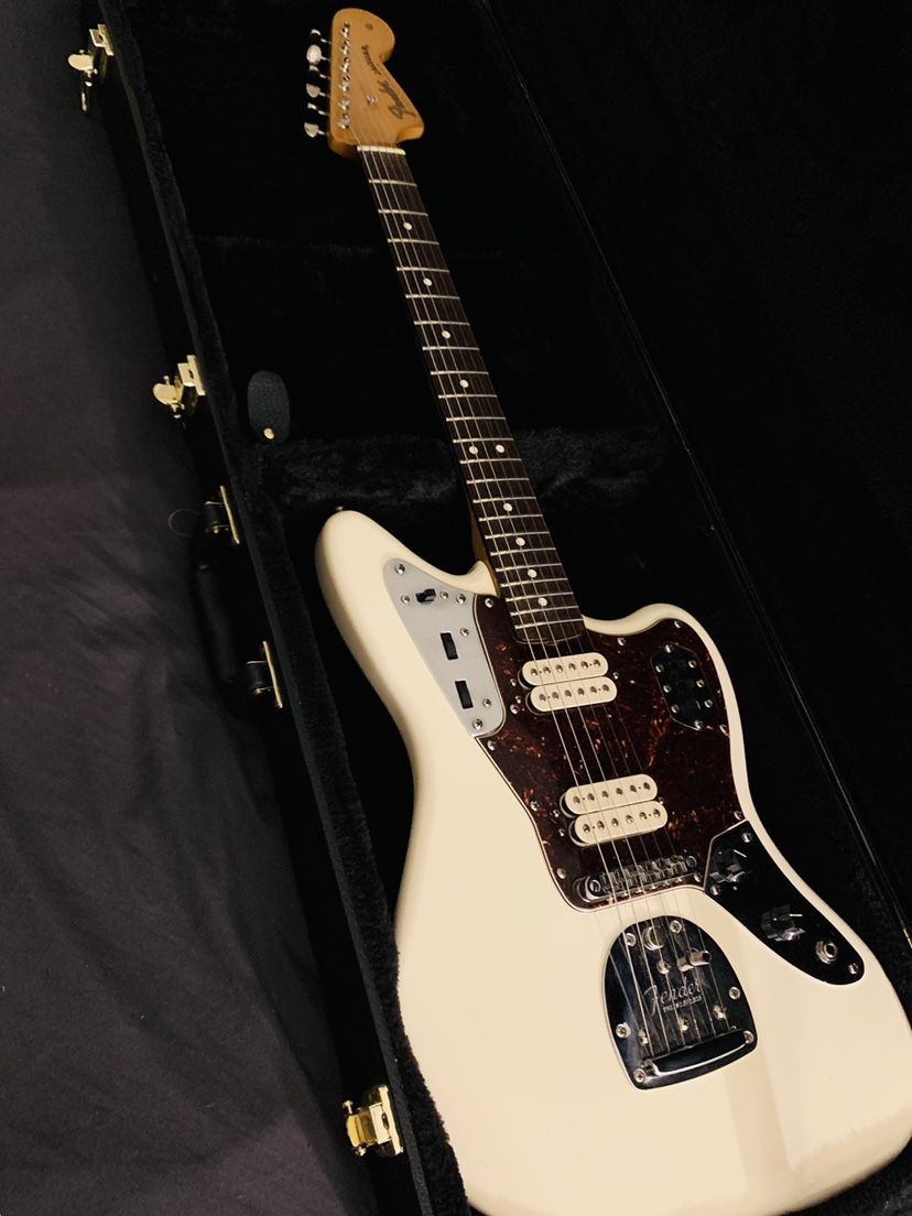 Fender Classic Player Jaguar Special HH offset