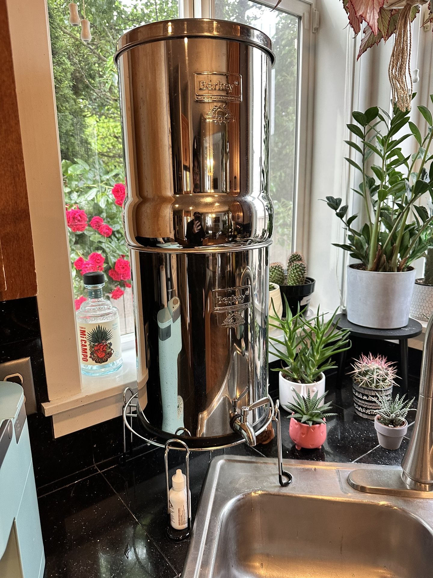 Berkey Imperial Water filter With Upgrade Spigot And Stand