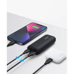 Anker Compact Portable Charger|Battery with quick charge