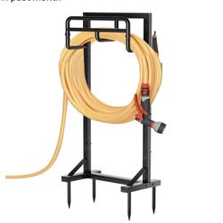 Garden Hose Holder with Stable Base and Tool Hooks, GAVISCITY Heavy-Duty Metal Hose Hanger Garden Hose Storage Holds 151Ft Hose, Rustproof Freestandin