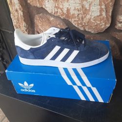 Brand New Adidas Gazelle Men's Size 9