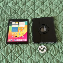 iPad 6th generation 32GB WiFi and Cellular 