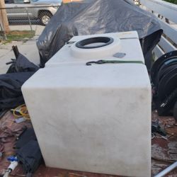 Watee Tanks 100 Gallons ** No Top**