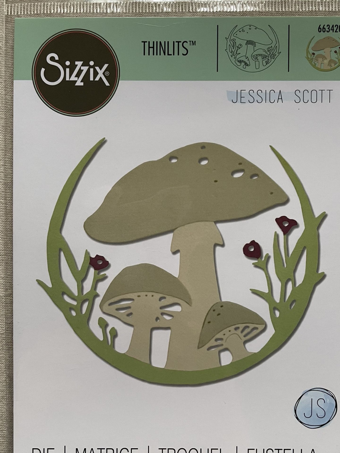 Sizzix Thinlits Die Mushroom Wreath 663420