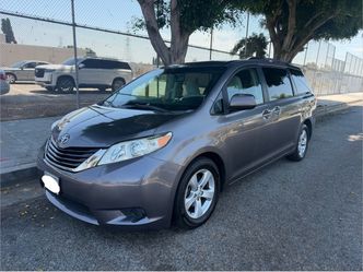 2014 Toyota Sienna