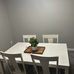 Center Piece