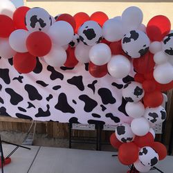 Yeee Haaww Cow Print Balloons Dec